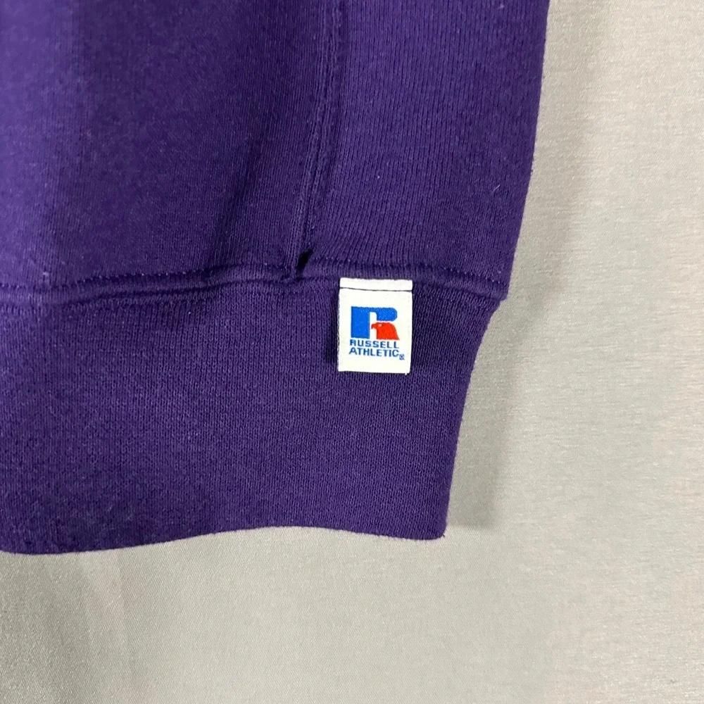 Russell Athletic Mens Small‎ Sweatshirt Kellogg Robot Purple BOTS 24